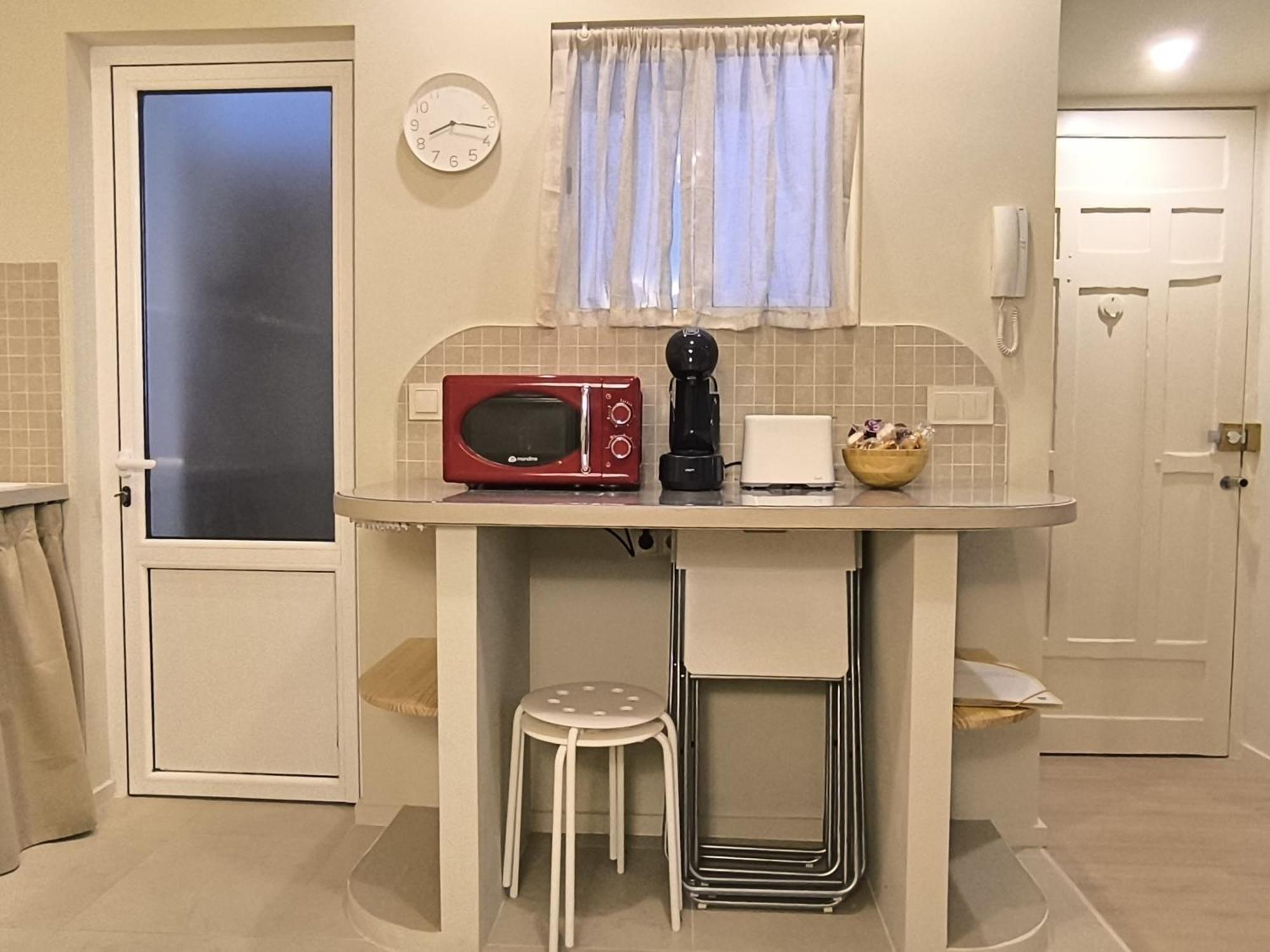 Mina Nai Apartment Ferrol Bagian luar foto